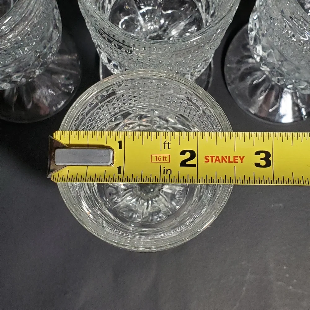 Set of 8 ANCHOR HOCKING Wexford Claret Wine Stemmed Glasses Vintage Drinkware